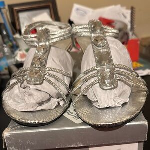 Women’s Silver Wedge Sandals with Jeweled Accents that have been gently loved 🥰